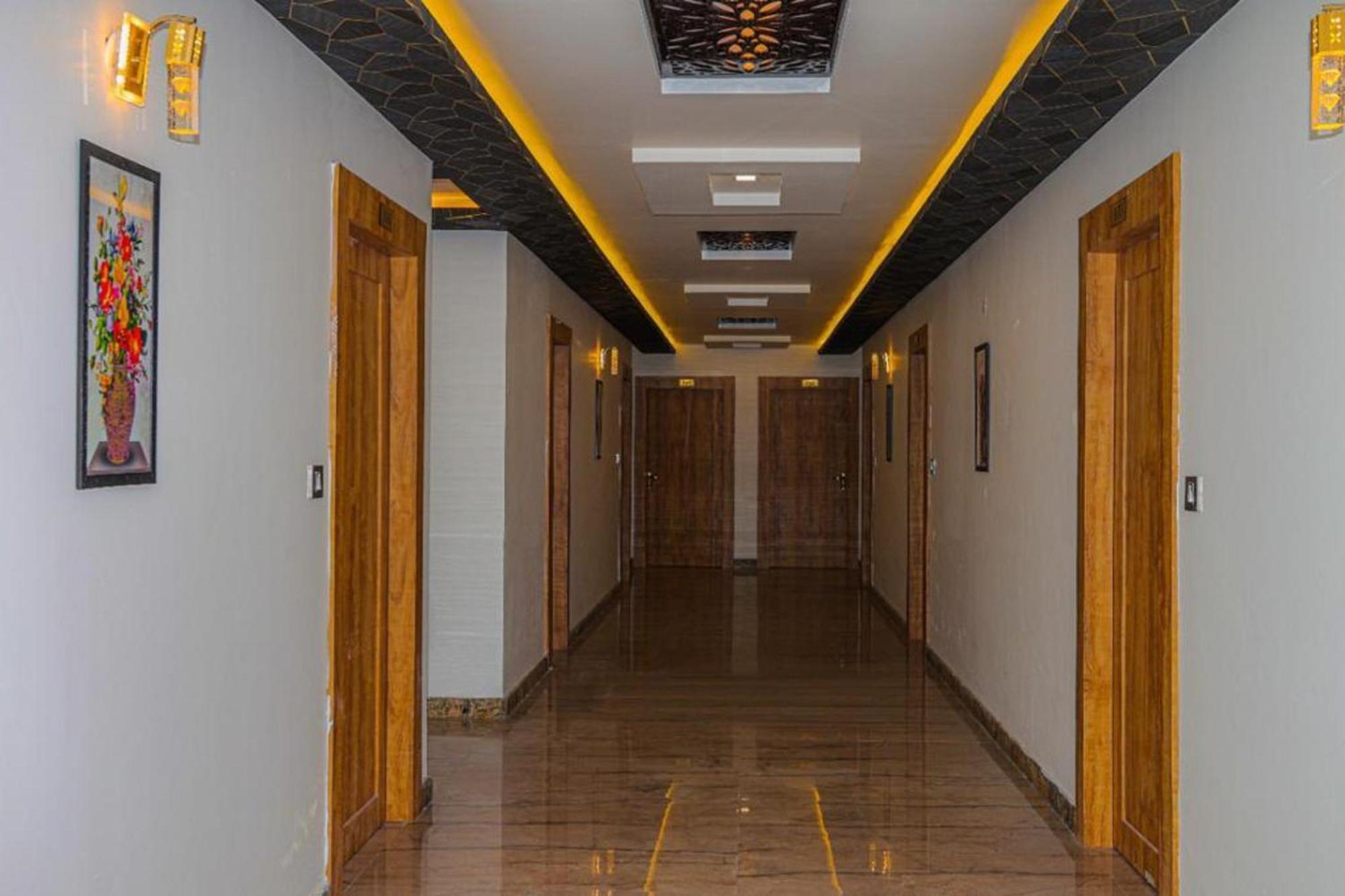 Hotel Eagle Inn Udaipur Extérieur photo